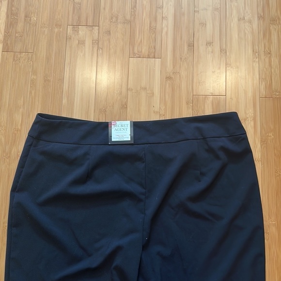 NWT The Secret Agent collection pants 24 women’s - Picture 8 of 10